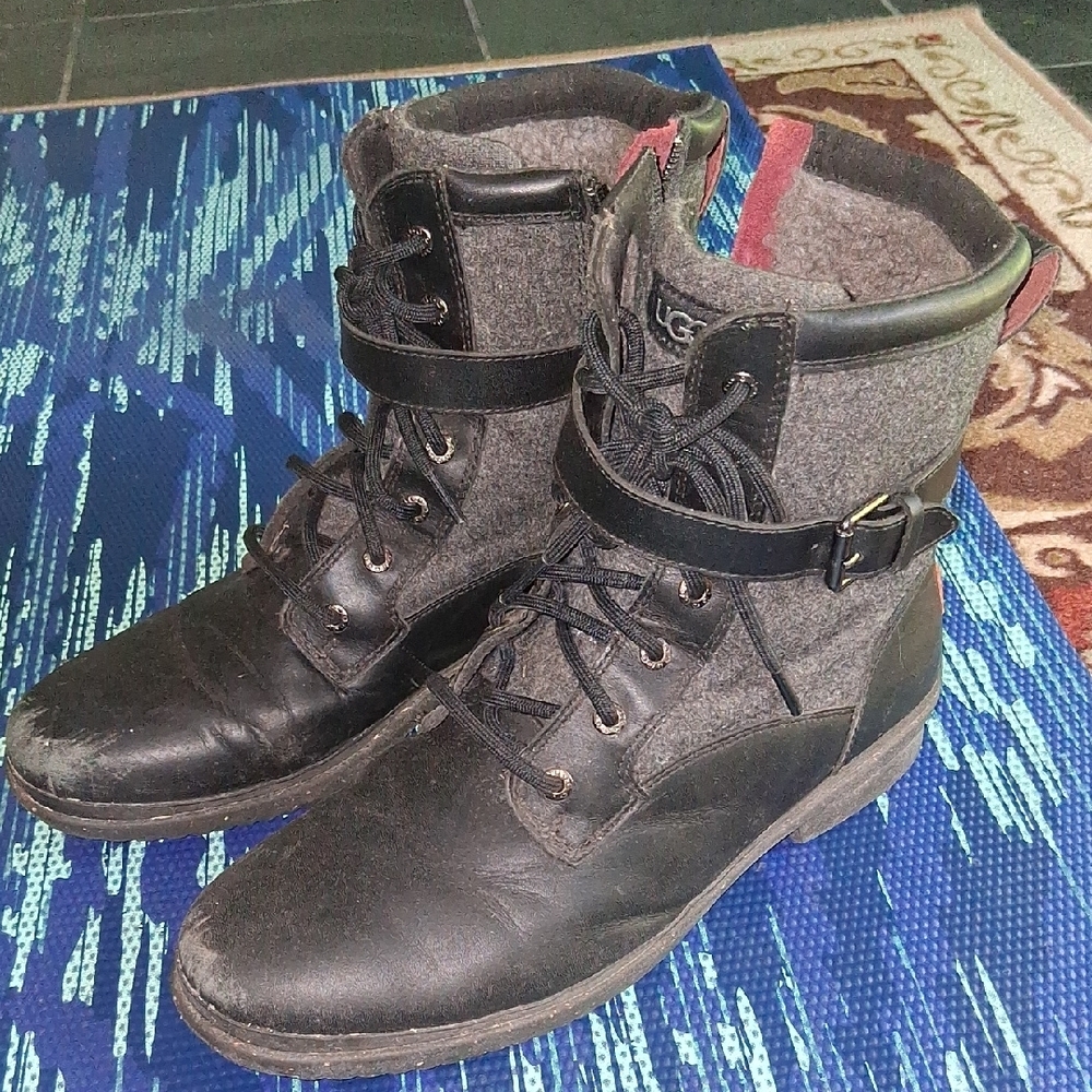 UGG Black Leather Winter Boots Size 11, Fur Lined